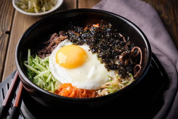 Geleneksel Kore mutfağı.