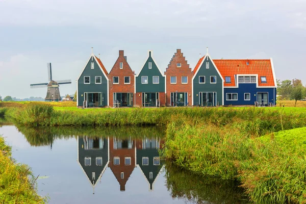 Volendam Egy Város Észak Hollandiában Hollandiában Színes Házak Tengeri Park — Stock Fotó