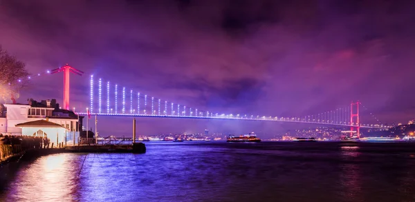 Стамбульский Босфорский Мост Ночью Июля Мост Мучеников Стамбул Турция — стоковое фото