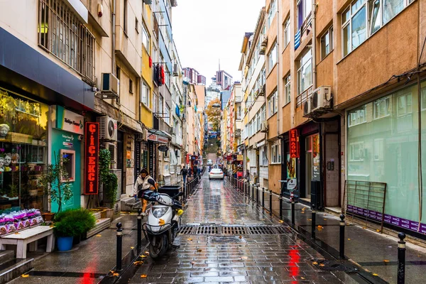 Istanbul Turquía Diciembre 2019 Besiktas Vista Calle Desde Distrito Besiktas —  Fotos de Stock