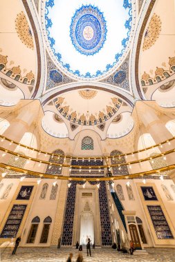 İSTANBUL, TURKEY - 12 Mart 2019: CAMLICA MOSQUE, İstanbul, Türkiye. Camlica Camii Türkiye 'nin en büyük camii.