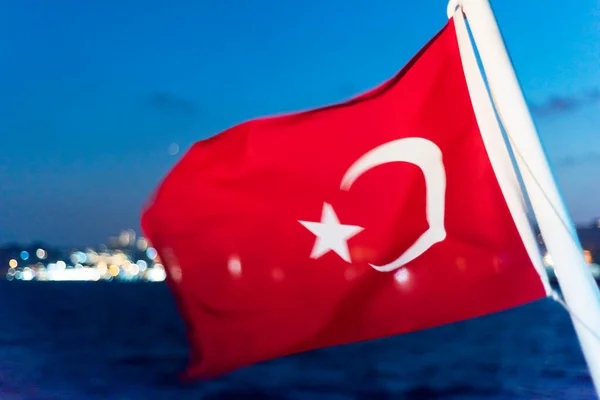 Флаг Турции Голубым Небом — стоковое фото