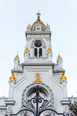 İstanbul, Golden Horn 'daki Bulgar St. Stephen Kilisesi (Demir Kilise). İstanbul 'daki 120 yaşındaki Bulgar Ortodoks Demir Kilisesi Restorasyondan Sonra Yeniden Açıldı.