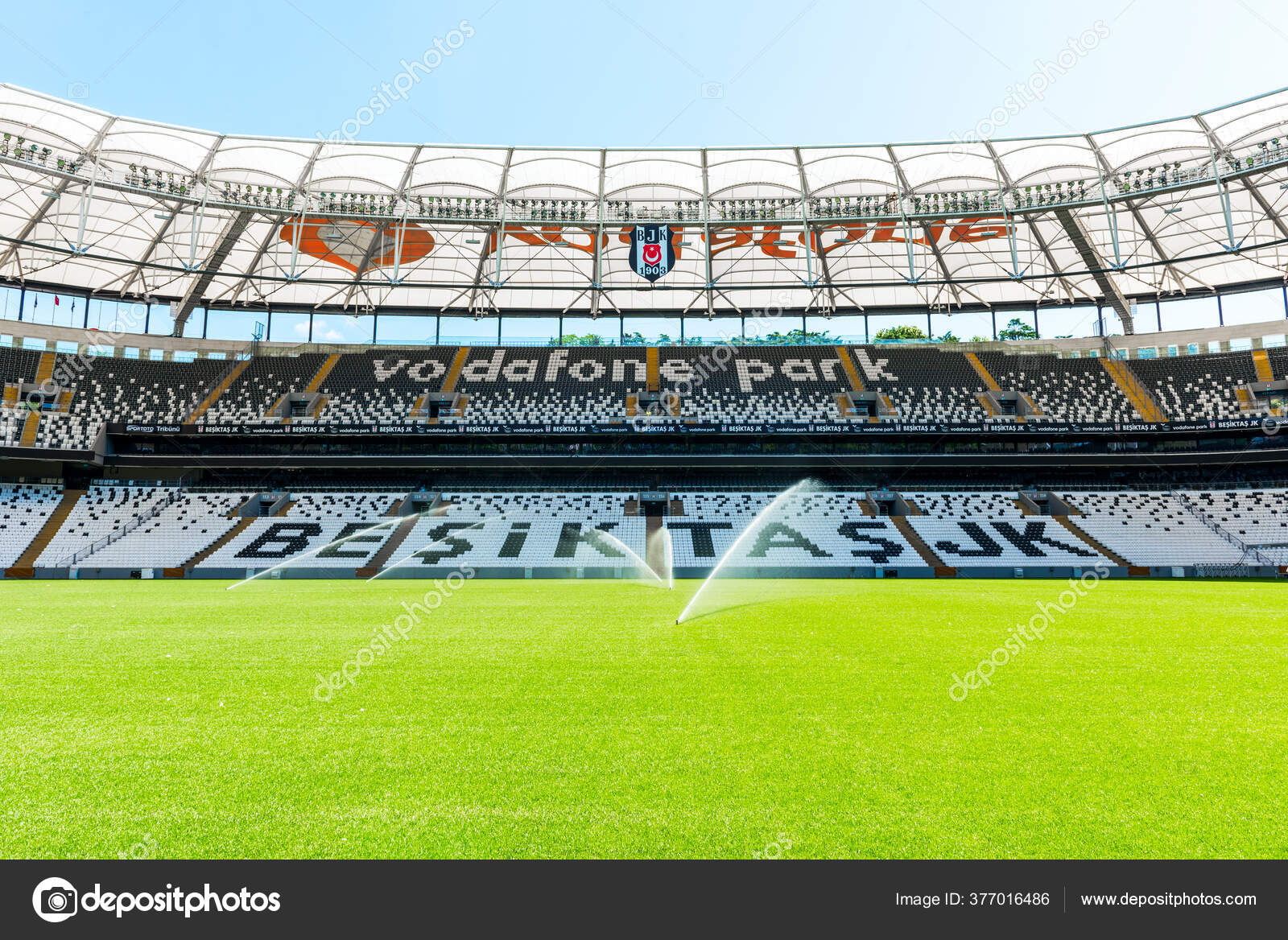 Vodafone Arena :: Turquia :: Página do Estádio 