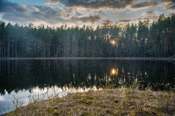 Lac Pittoresque Dans Arrière Pays Biélorussie — Photo