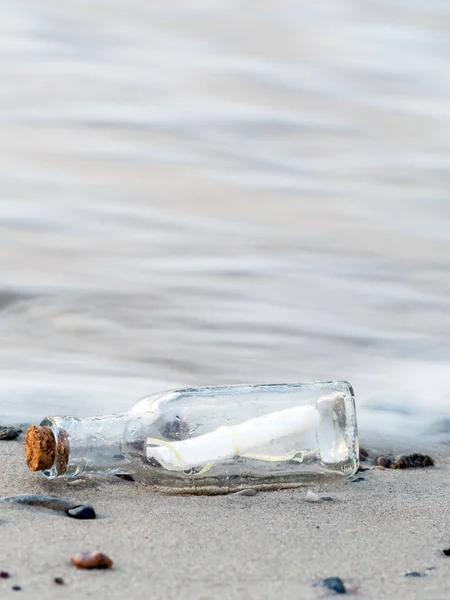 Message in the bottle — Stock Photo, Image