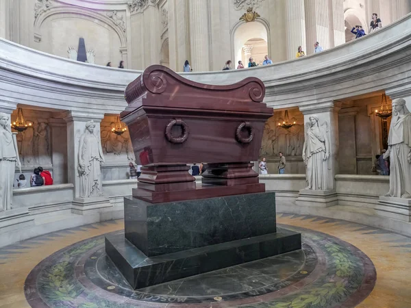 Der Sarkophag von Napoleon Bonaparte — Stockfoto