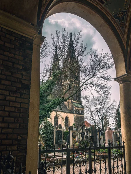 Necropola Vysehrad din Praga — Fotografie, imagine de stoc