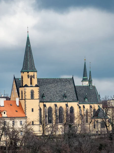 Kościół St Apollinarius w Pradze — Zdjęcie stockowe