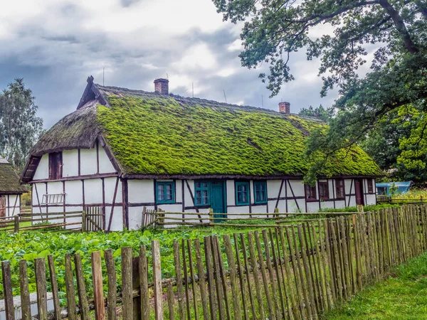 Kluki，波兰的老木农庄 — 图库照片