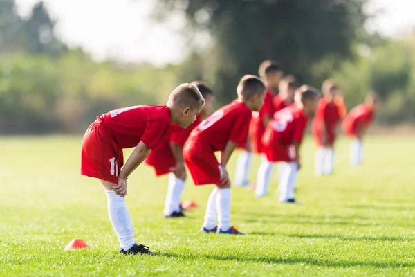 Equipo de fútbol infantil — Foto de Stock