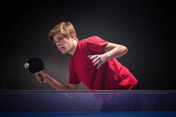 Молодий чоловік тенісист — стокове фото
