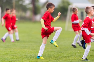 Çocuklar futbol futbol - çocuk oyuncu maçtan önce egzersiz 