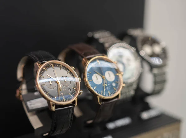 Ceasul Scump Este Afișat Spre Vânzare Magazinul Lux — Fotografie, imagine de stoc