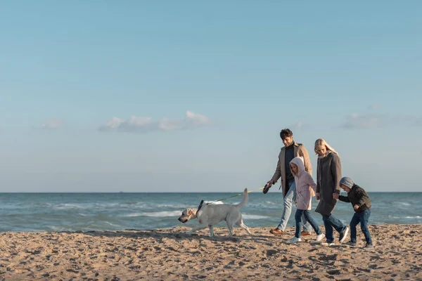 Familie — Stockfoto