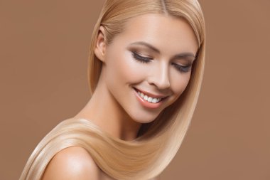 güzel sarışın model
