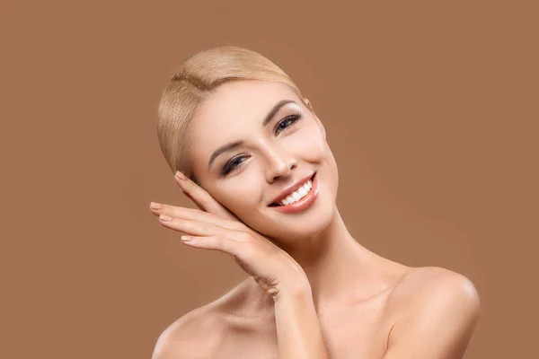 Woman with perfect skin — Stock Photo, Image