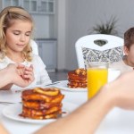 Praying before eating