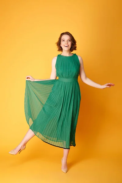 Green dress — Stock Photo, Image