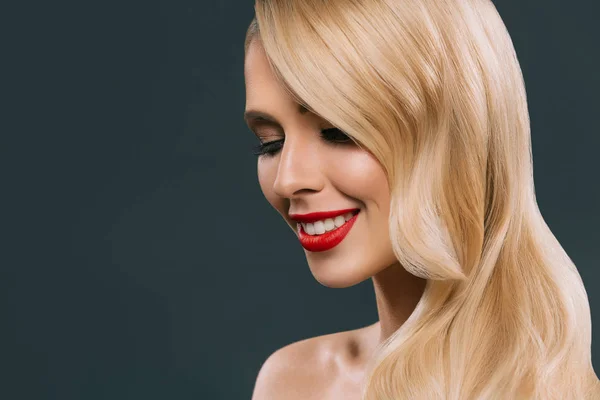 Beautiful blonde smiling woman — Stock Photo
