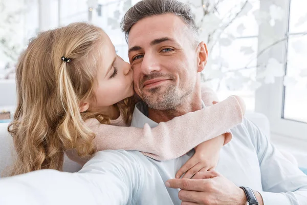 Beso. - foto de stock