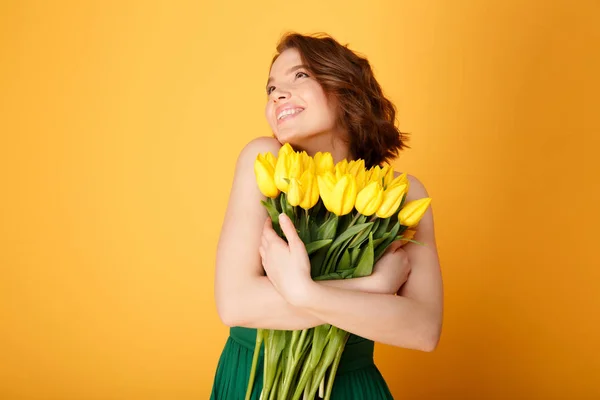 Tulipes jaunes — Photo de stock