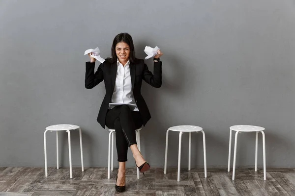 Angry businesswoman — Stock Photo