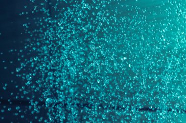 Uçuş dondurulmuş su damlacıkları, Camgöbeği bacground