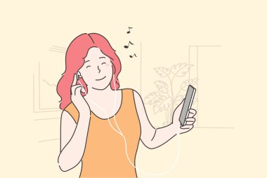 Kadın müzik konseptini dinliyor.