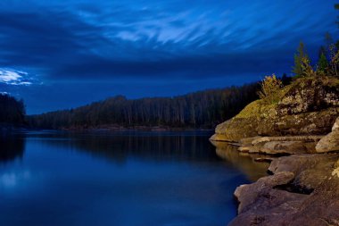 Ay ışığı gece Sibirya