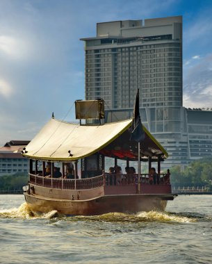 Tayland. Bangkok Nehri Yolculuk
