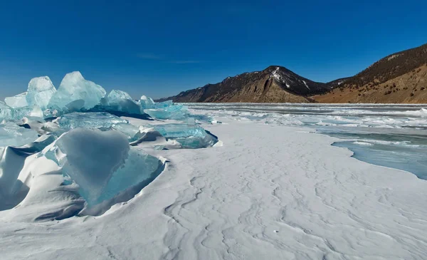 Росія Дивовижна Прозорість Льодовикового Озера Байкал Через Відсутність Снігу Екстремального — стокове фото