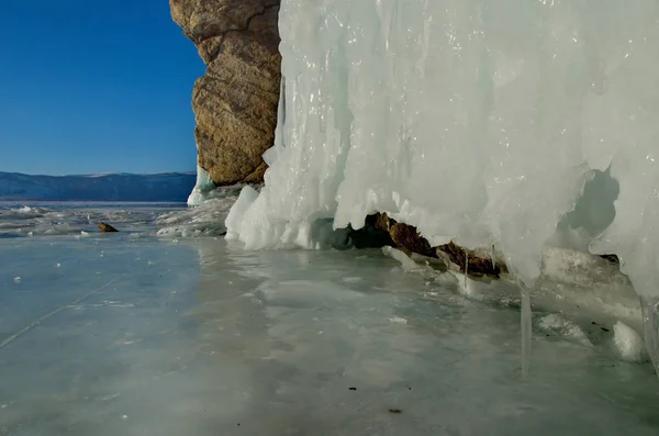 Ryssland Den Östra Sibirien Fantastisk Insyn Bajkalsjön Grund Snö Och — Stockfoto