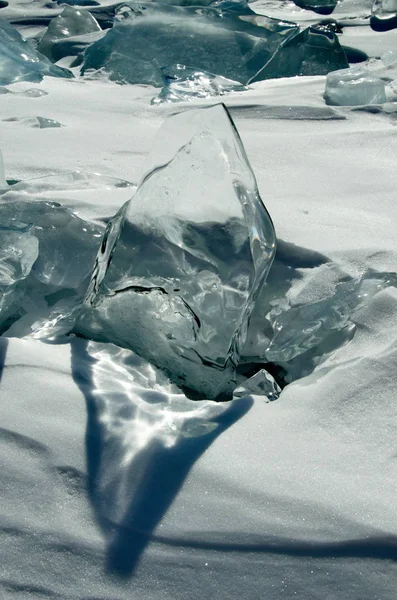 ユニークな氷のバイカル湖 — ストック写真