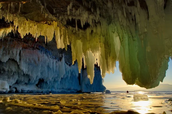 Oroszország Kelet Szibéria Bajkál Kis Tenger Olkhon Island Ice Barlangjai — Stock Fotó