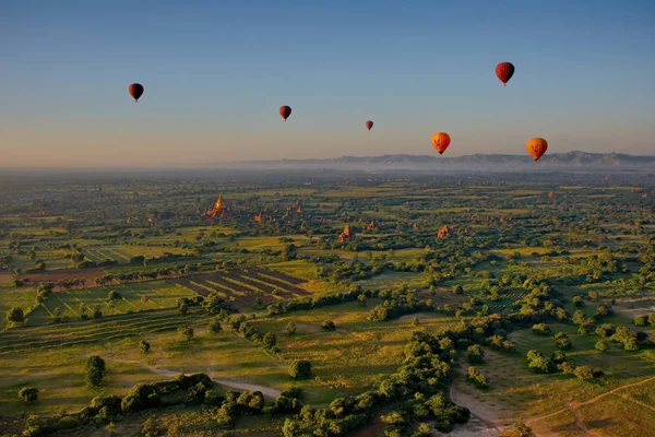 Bagan Μιανμάρ 2016 Κάθε Πρωί Την Αυγή Μια Ντουζίνα Μπαλόνια — Φωτογραφία Αρχείου