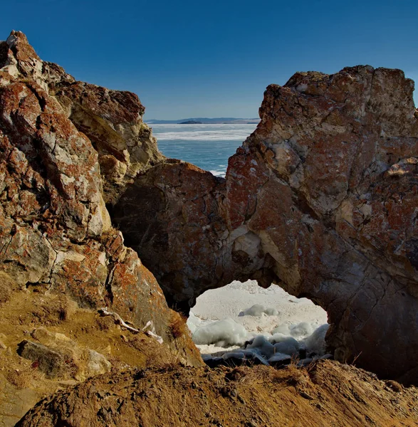 俄罗斯 贝加尔湖 Olkhon 岛的沙漠海岸 — 图库照片