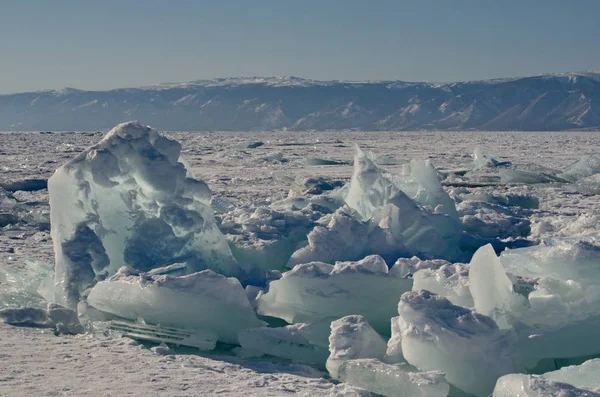 Rússia Uma Pilha Gelo Lago Baikal — Fotografia de Stock