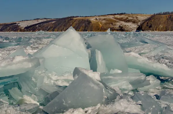 Rússia Uma Pilha Gelo Lago Baikal — Fotografia de Stock