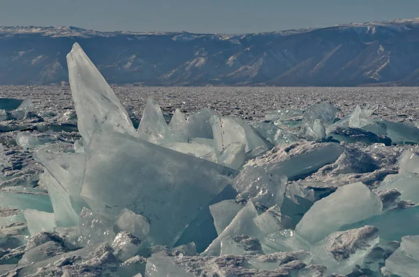 Rusko Hromadu Ledu Jezeře Bajkal — Stock fotografie