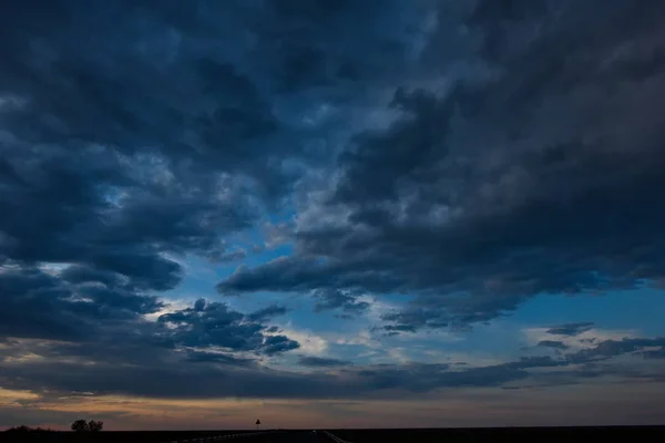 Erstaunlicher Himmel Bei Sonnenuntergang Kasachstan — Stockfoto