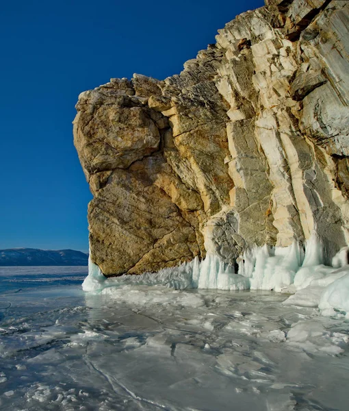 Rusia Elegantes Rocas Heladas Del Lago Baikal —  Fotos de Stock