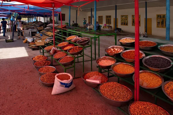 Tajikistan 2019 Central Market City Isfara Locals Sell Variety Fruits — Stock Photo, Image