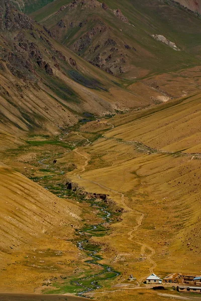 Centraal Azië Kirgizië Ondiepe Bergrivieren Van Tien Shan Langs Het — Stockfoto