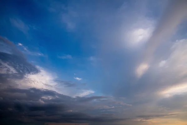 Ryssland Västra Sibirien Panorama Kvällen Himlen Över Fälten Nära Staden — Stockfoto