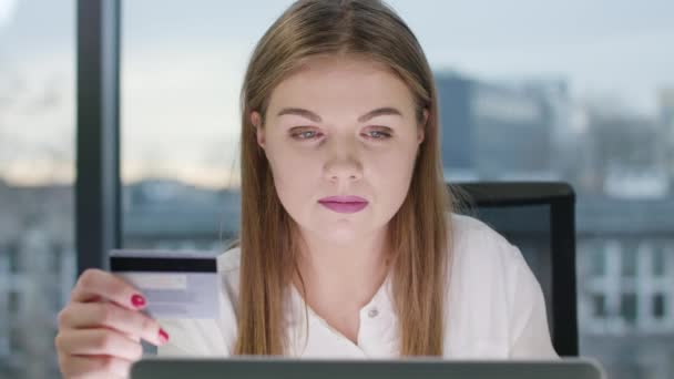 Young Beautiful Lady Looking at the Laptop — Stock Video