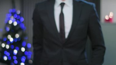 Bir Noel hediyesi Holding eller mans