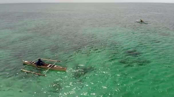 Voando Sobre Barco Pescador Lado Ilha Bantayan Cebu Filipinas — Vídeo de Stock