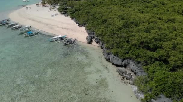 Volando Sobre Hermosa Playa Pequeña Isla Virgen Bantayan Cebú Filipinas — Vídeo de stock