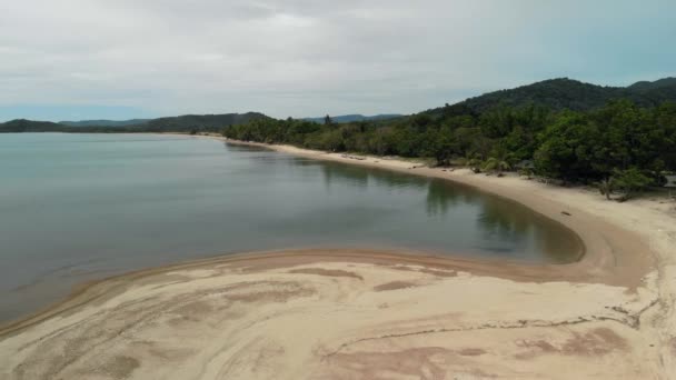 Πετώντας Πάνω Από Την Όμορφη Παραλία Rio Playa Coron Island — Αρχείο Βίντεο